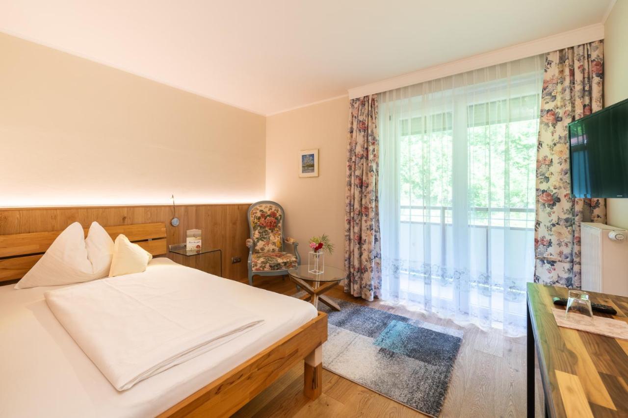 Alexanderhof 4*
