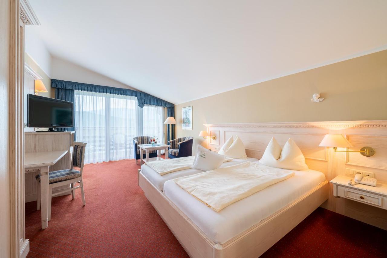 Alexanderhof Hotel 4*