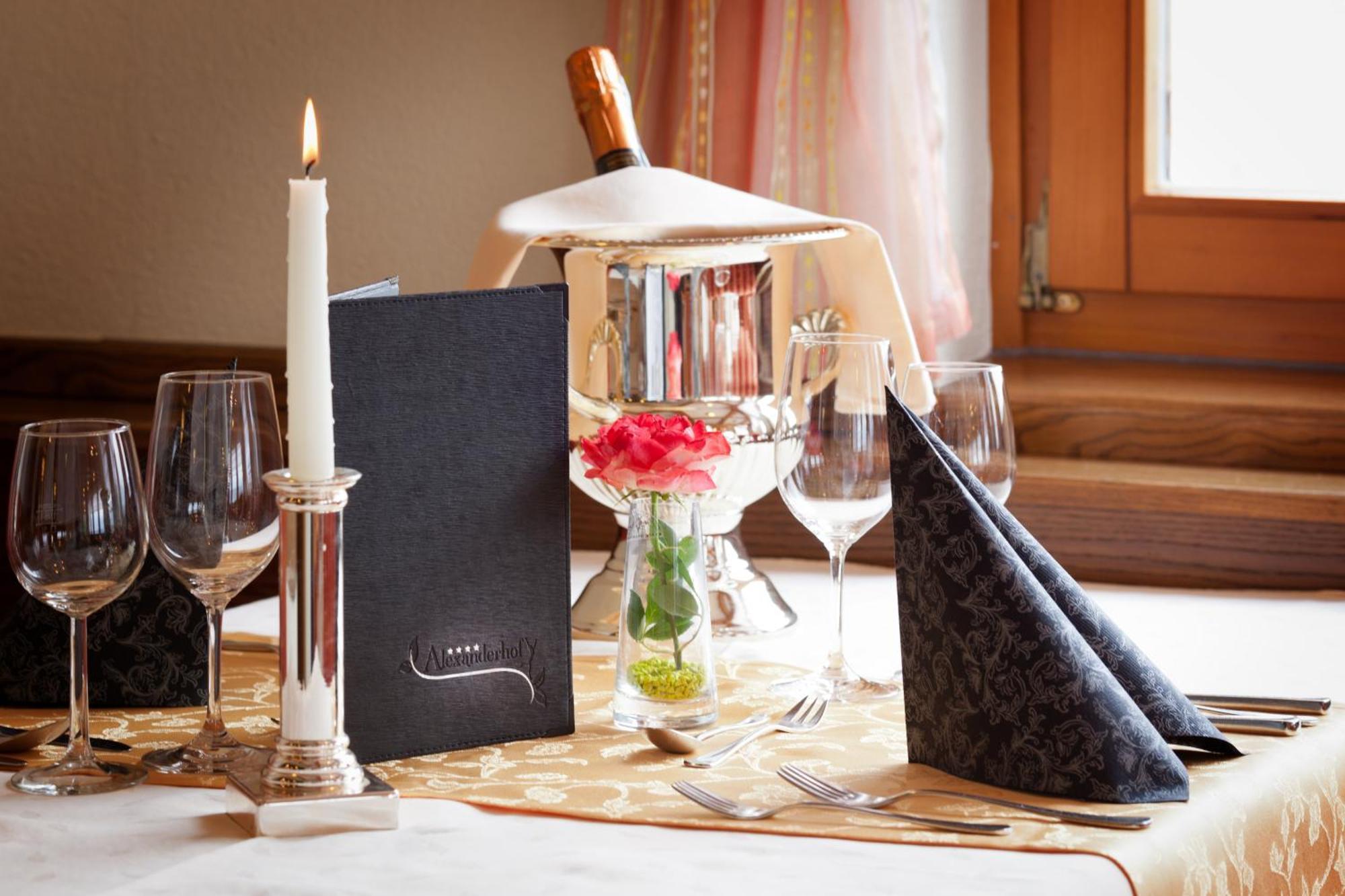 Hotel Alexanderhof 4*